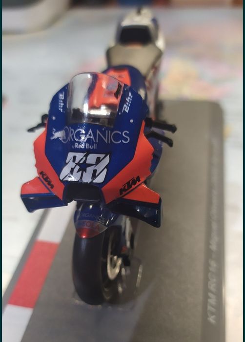 2 KTM Miguel Oliveira 88