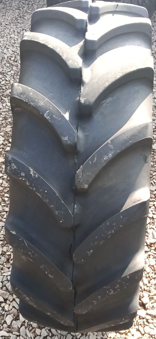Opona FIRESTONE PERFORMER 70 360/70 R24 360/70-24