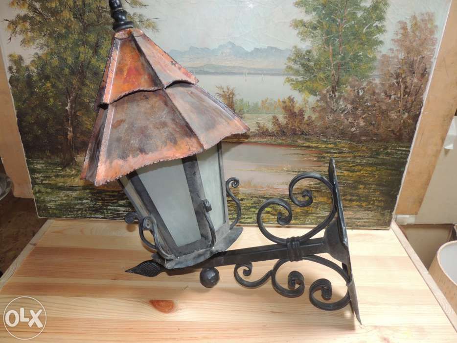lampa ozdobna na dom lub na taras ręcznie kuta