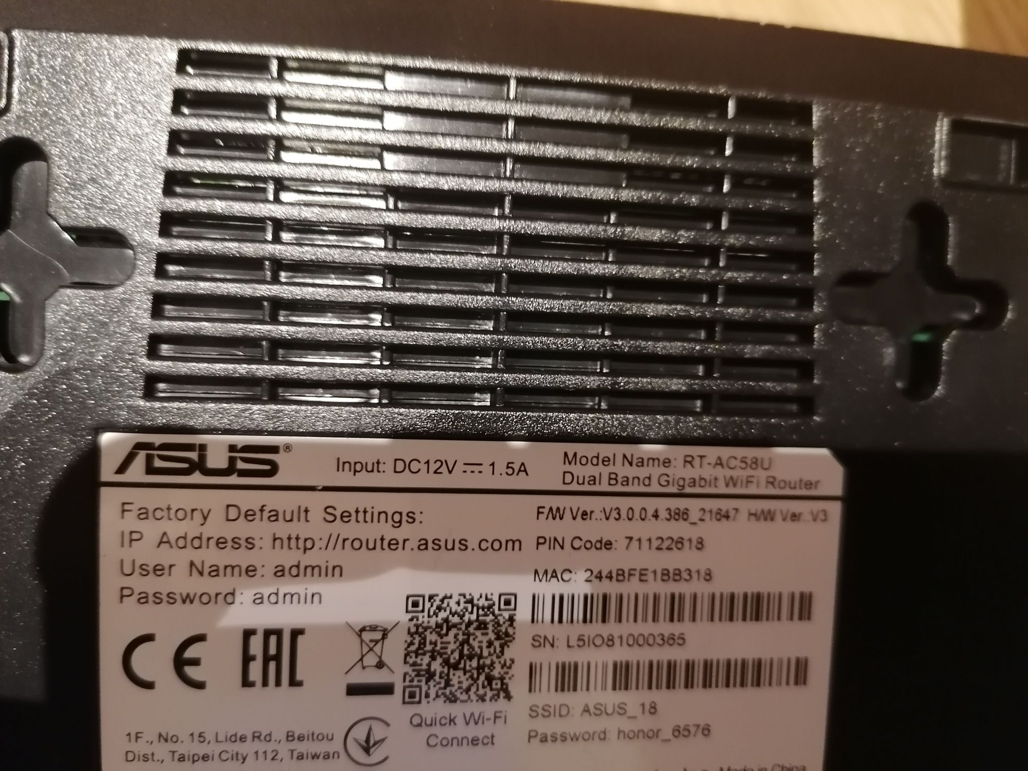 Router Asus RT-AC58U