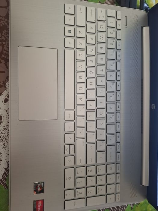 Ноутбук HP  ( можливий торг та обмін )