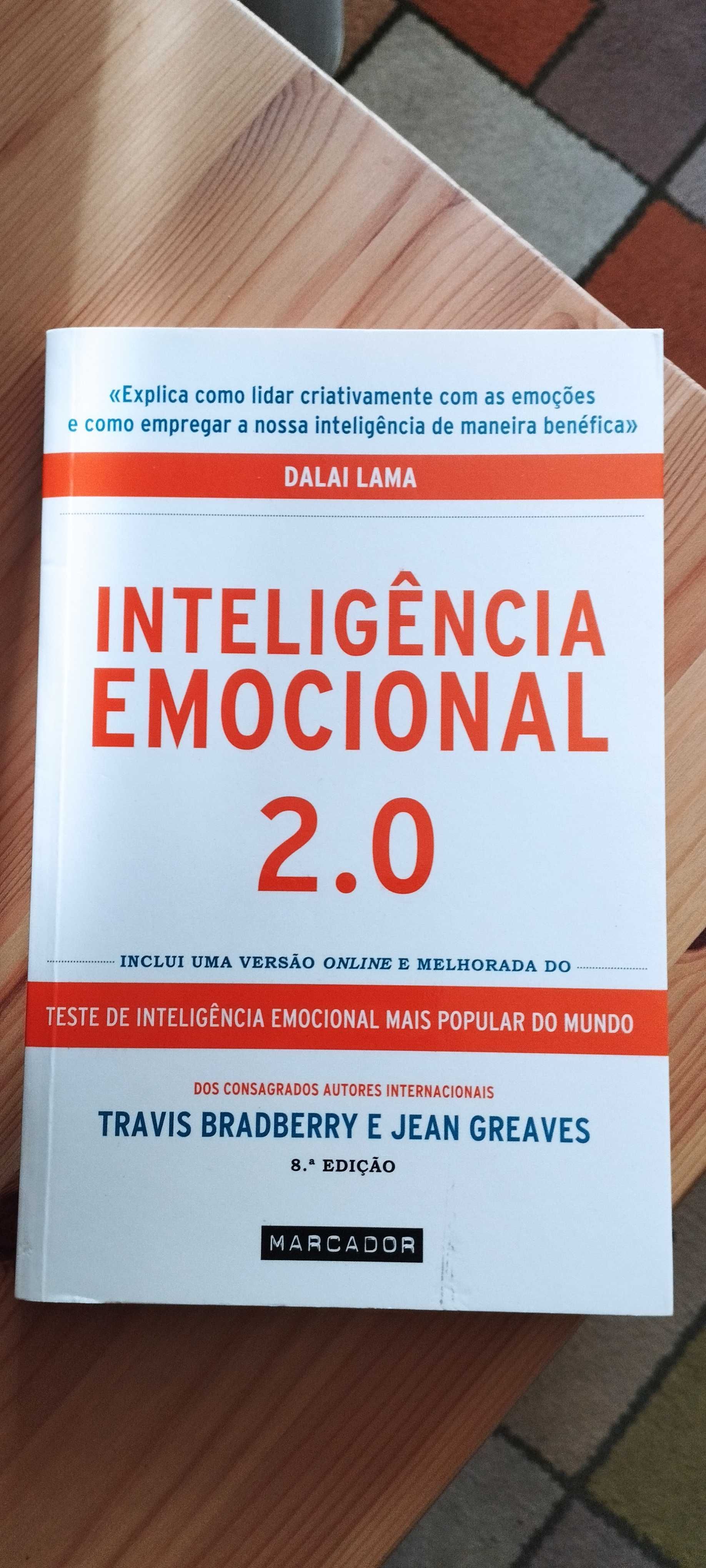 Inteligência Emocional 2.0 de Travis Bradberry e Jean Greaves