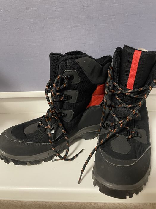 Взуття осіннє