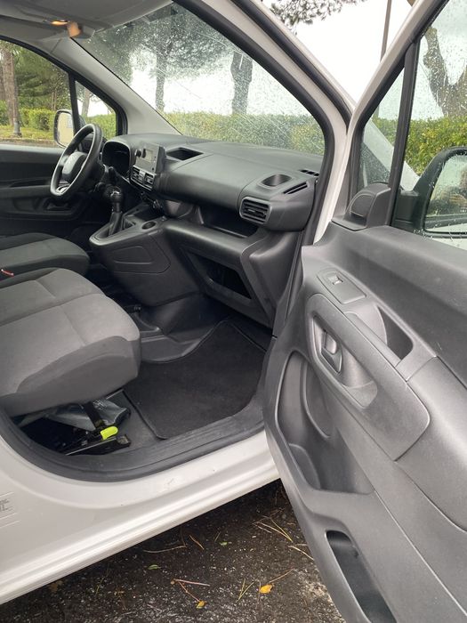 Critroen Berlingo 1.5 BlueHDI - Longa ( IVA Dedutivel )