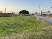 Terreno em Solo Urbanizado plano para 3 Moradias