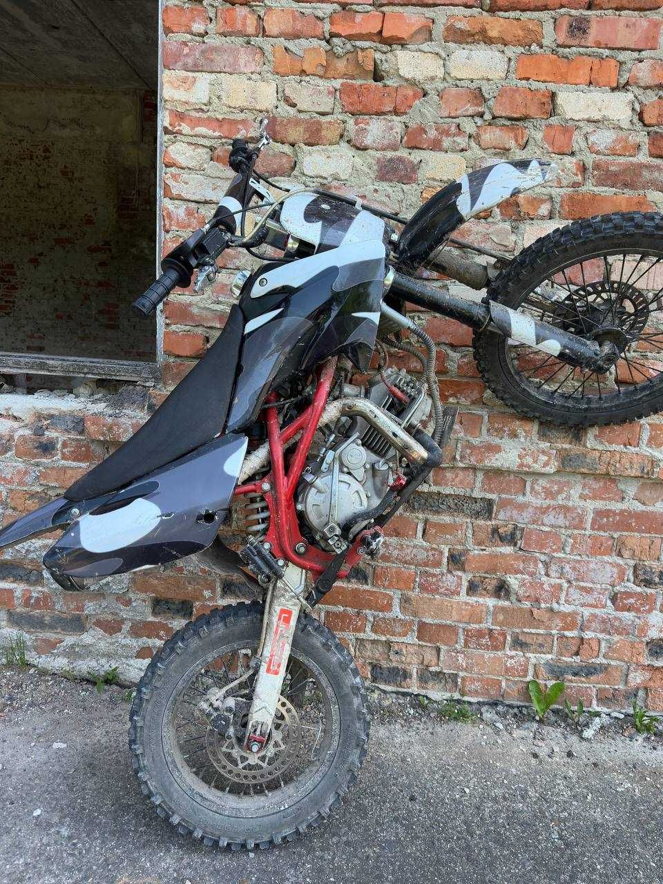 Продам geon x-pit 150