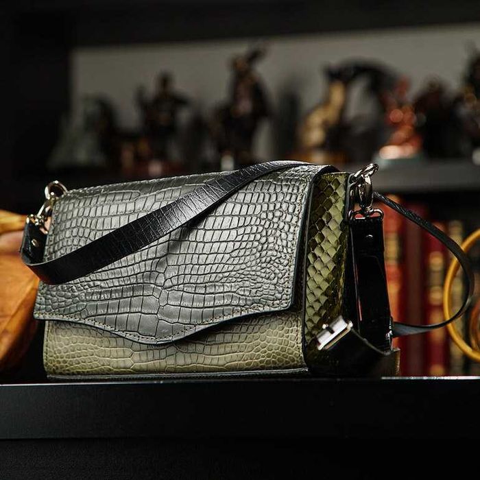 Сумка жіноча шкіряна