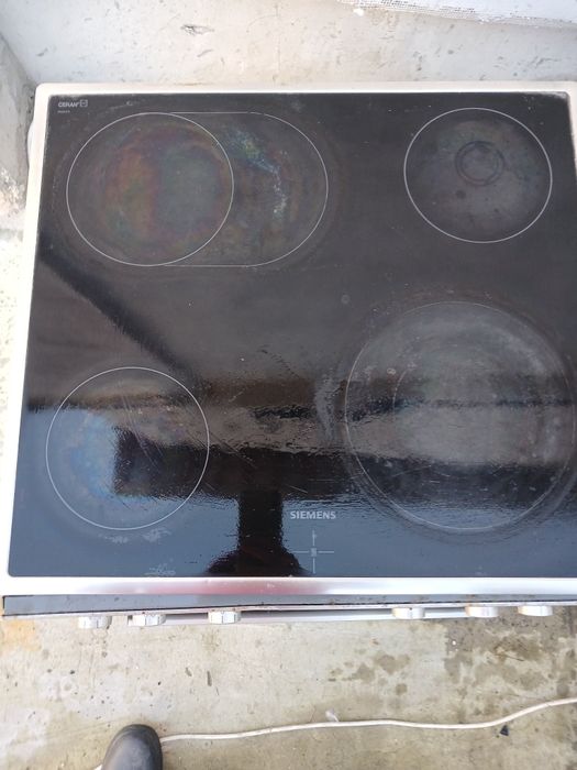 Духовой шкаф Bosch с варочной плитой Siemens