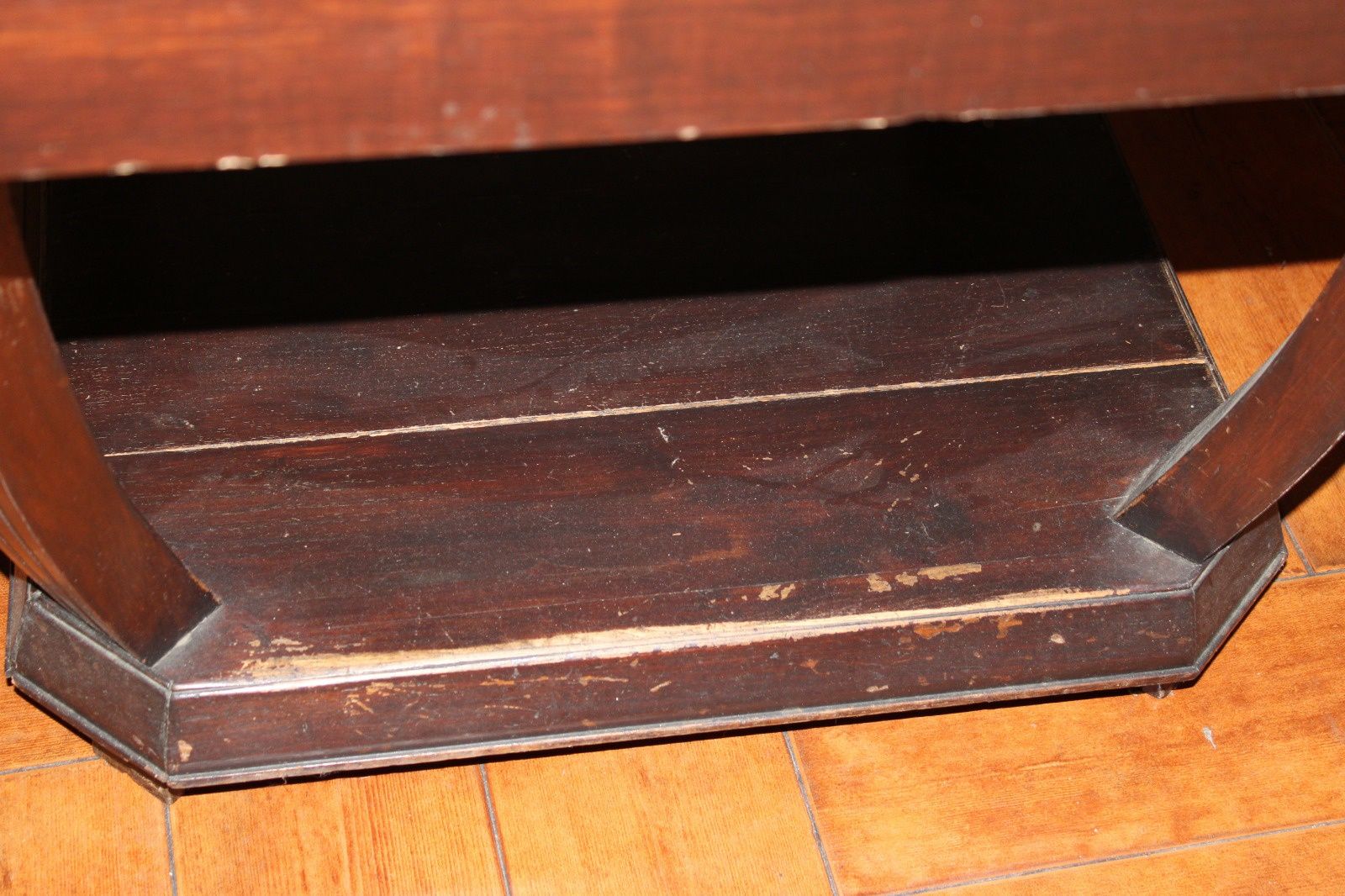 Mesa de Jantar em madeira extensível