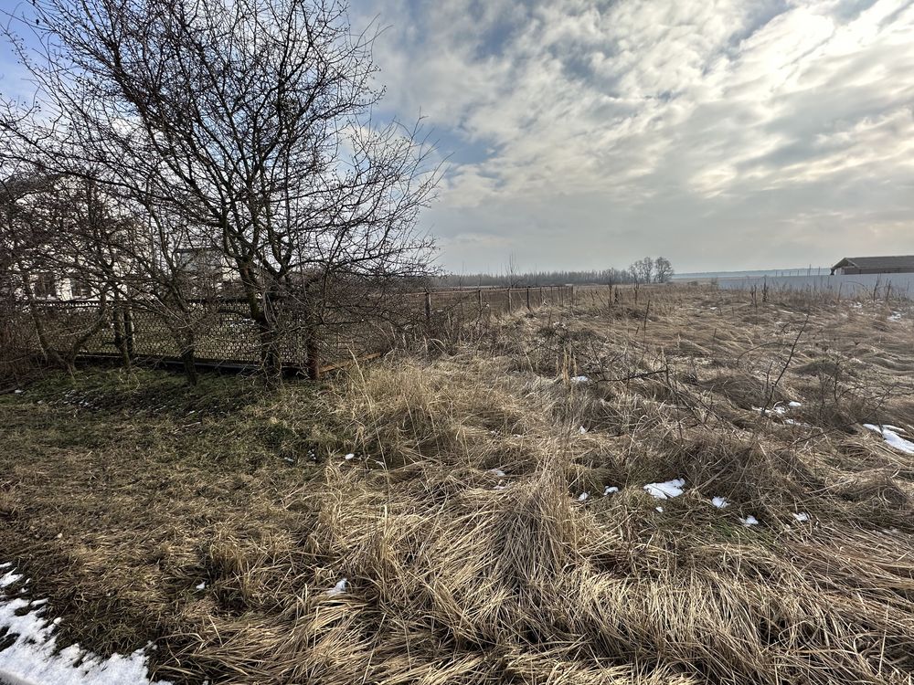 Ділянка в новому масиві