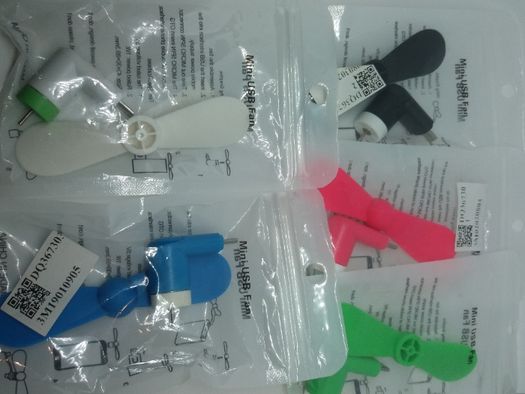 Wiatraczek do telefonu / wiatrak micro usb