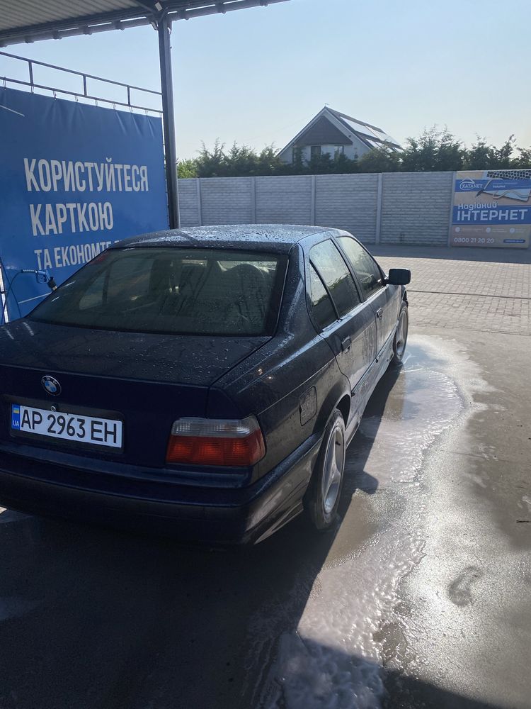 BMW E36 2.5 TDS.