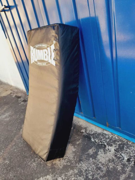 Saco de (kick)boxe (punch pad curved)