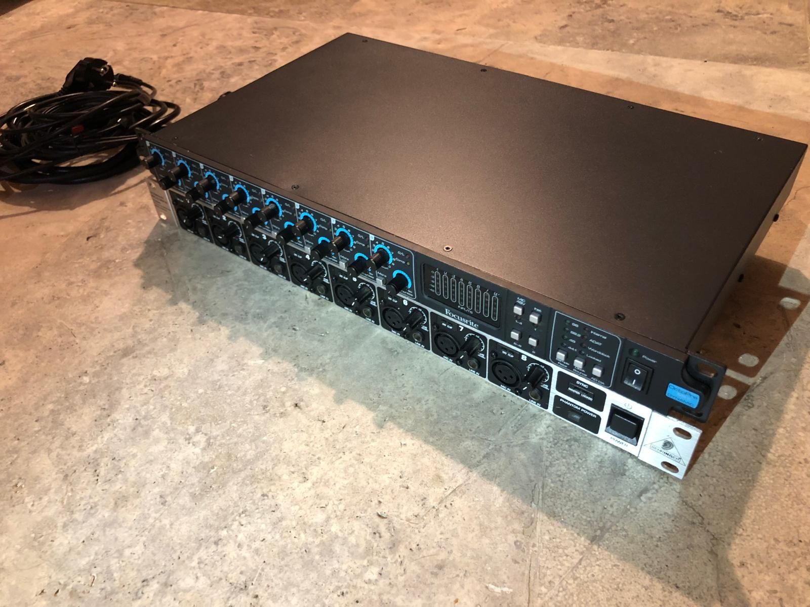 2 jednostki! Focusrite Octopre MkII Dynamic + Behringer ADA8000.