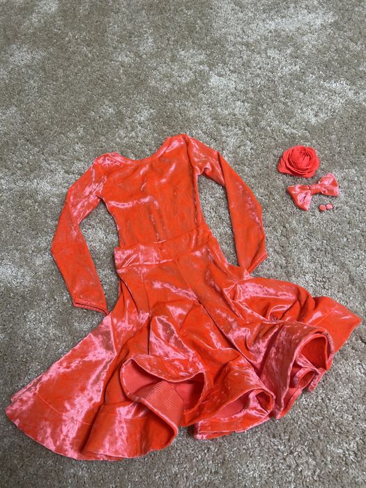 Бейсік, сукня, плаття для бальних танців