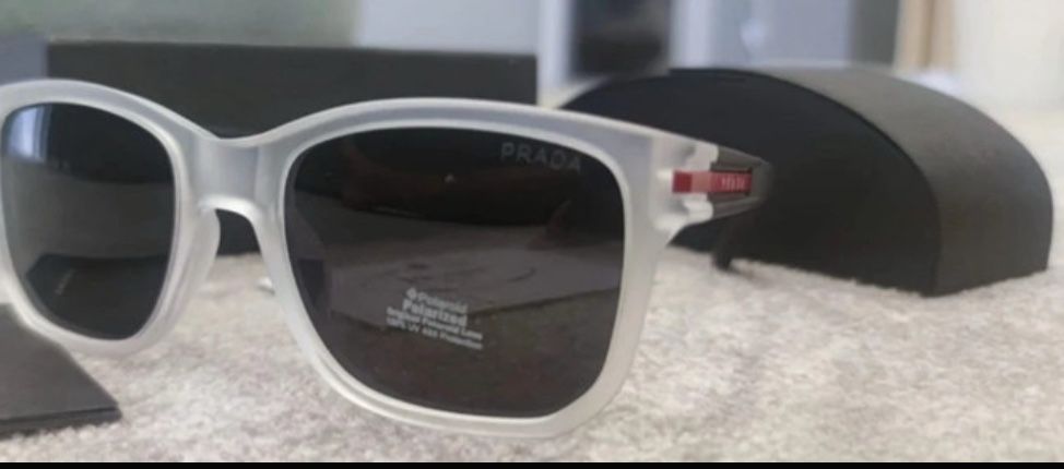 Originais como novos Prada