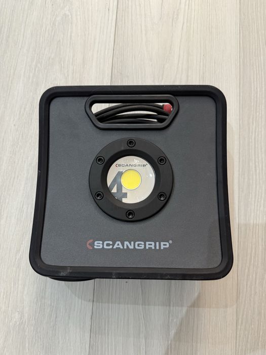 Lampy Scangrip Nova 4K + statywy TRIPOD 2M