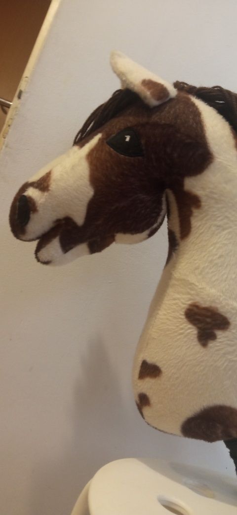 Hobby horse A3 srokaty