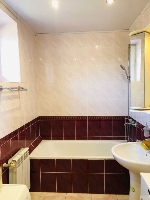 Продам Будинок в Києві за ціною квартири. Катеріновка.