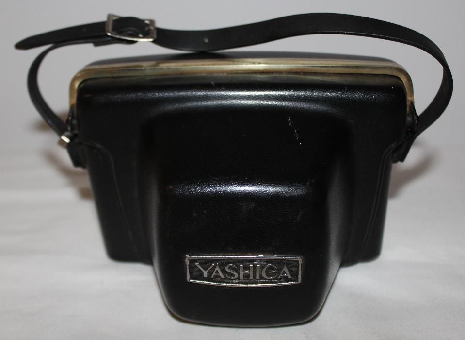 Máquina fotográfica Yashica Minister III