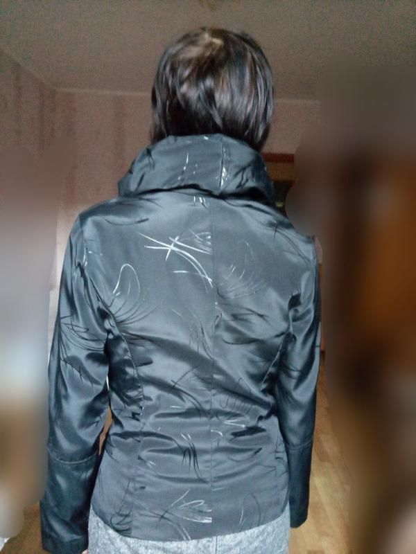Куртка женская размер 44