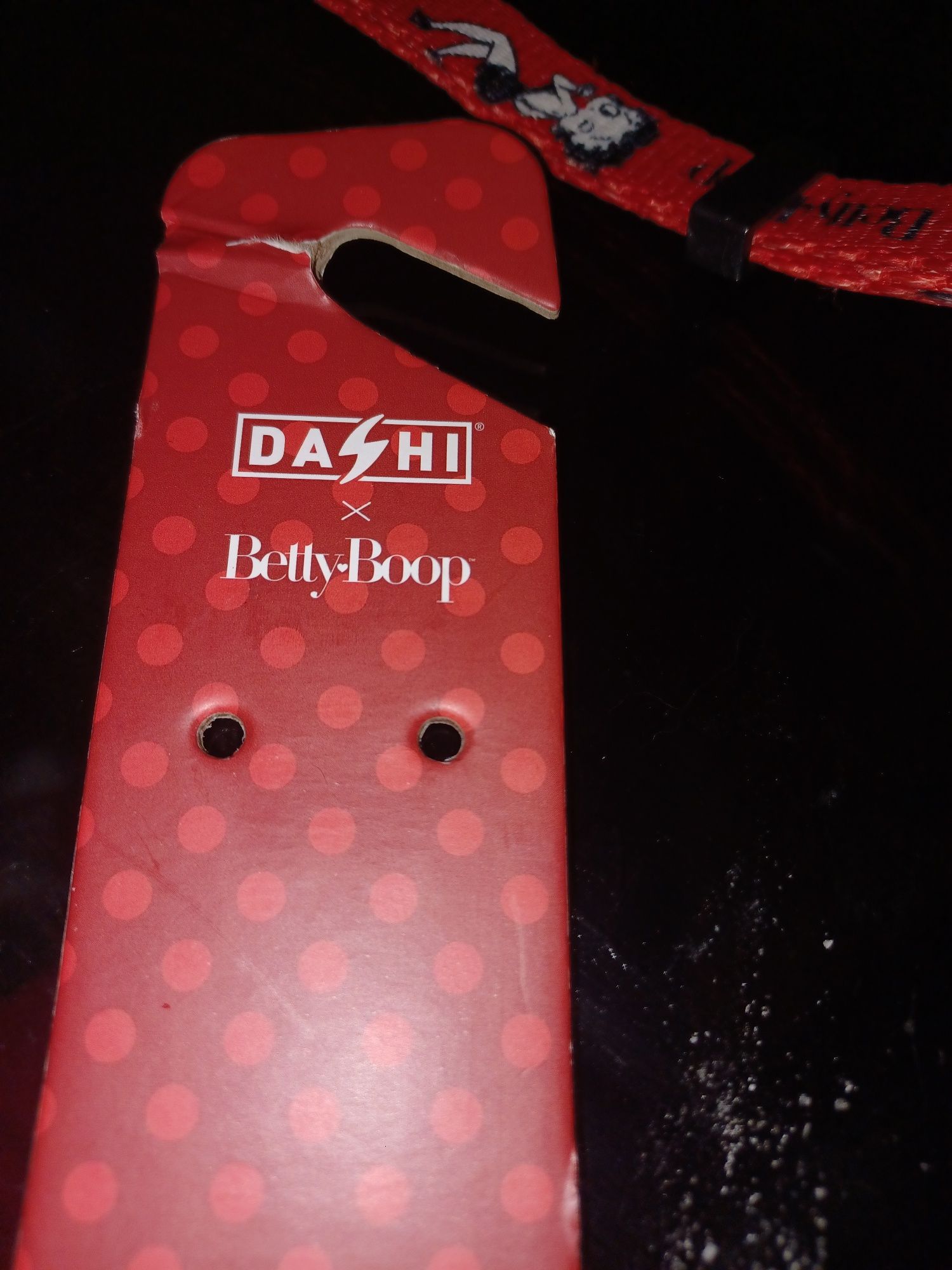 Coleira da marca Dashi padrao Betty Boop