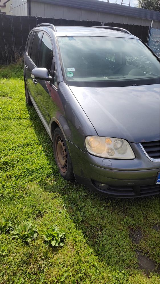 Na części VW Touran 2.0D DSG