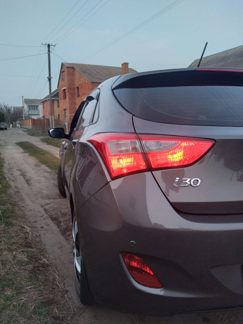 HYUNDAI I30 2014 avtomat 1,6