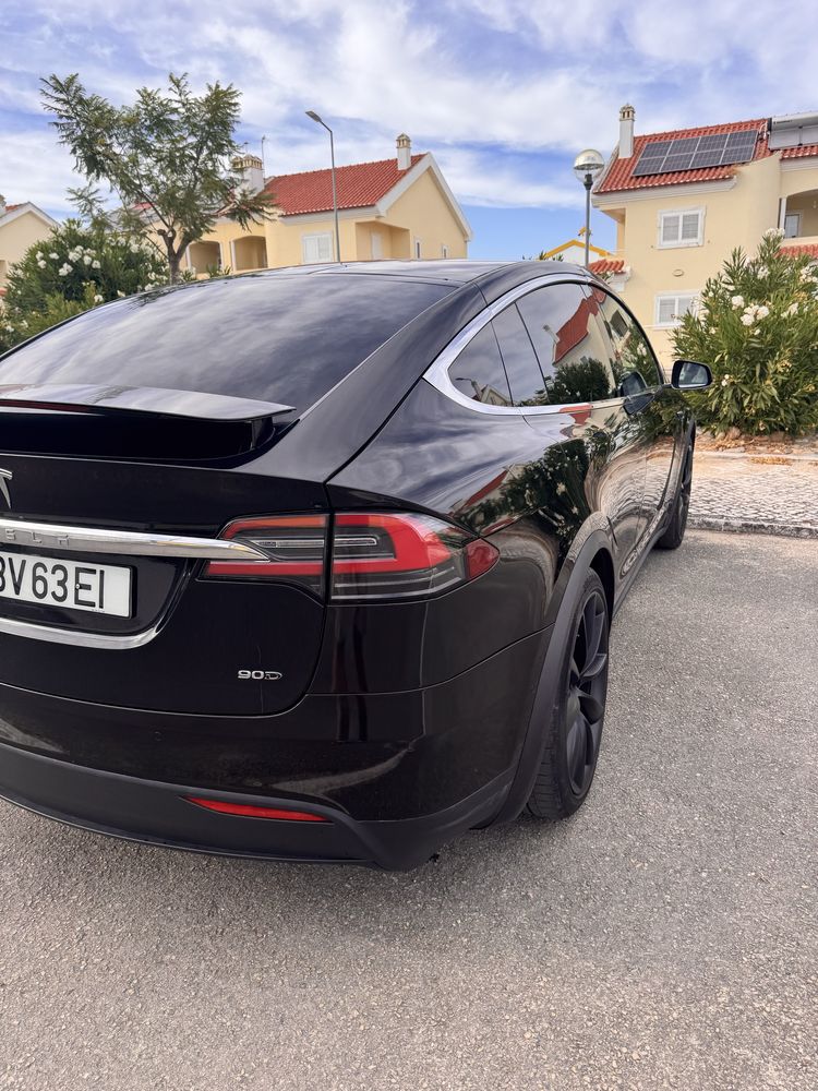 Tesla X90  2017, 140000 km