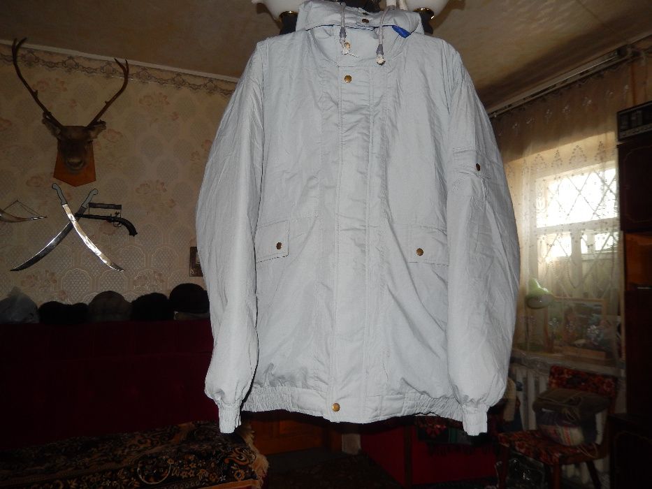 Пуховой мужской комплект- куртка и полукомбинезон.