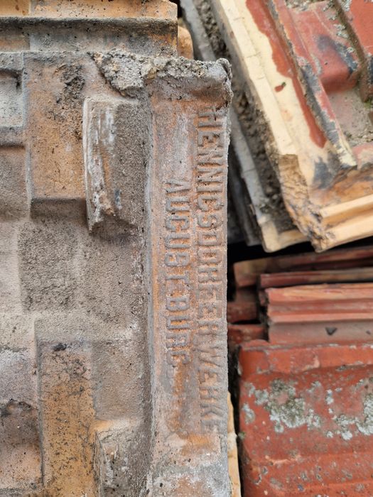 Dachówka z demontażu, poniemiecka