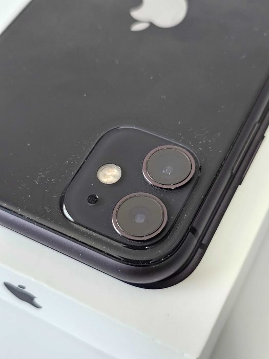 Iphone 11 128Gb. 77% Bateria.  Excelente