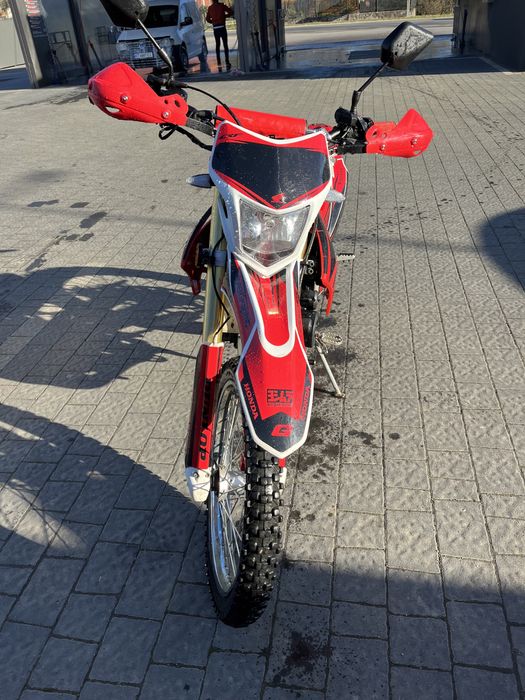Продам CRF 250