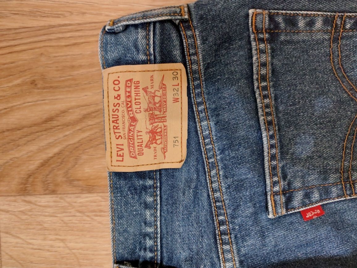 Джинси Levi's 751