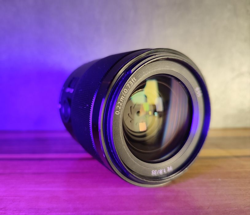 Об'єктив Sony FE 35 mm f/1.8 SEL35F18F