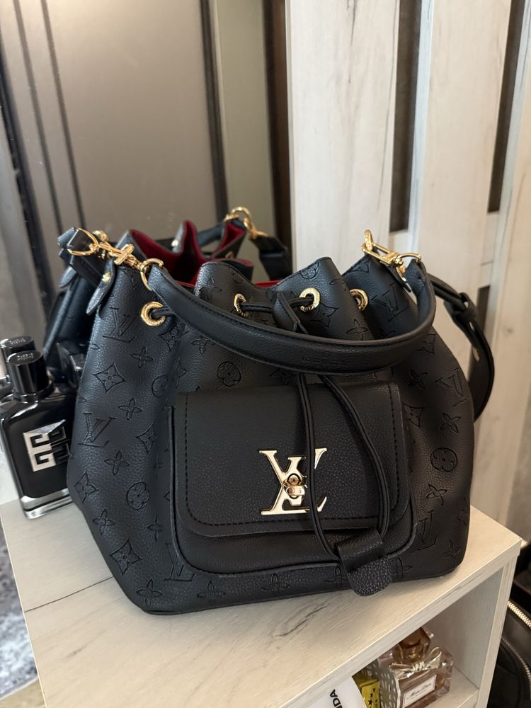 Жіноча сумка Louis Vuitton