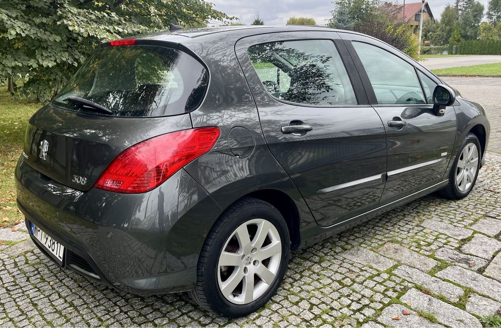 Peugeot 308 1.6 benzyna 120KM !!! 2011 rok !!! Klima !!! Navi !!!