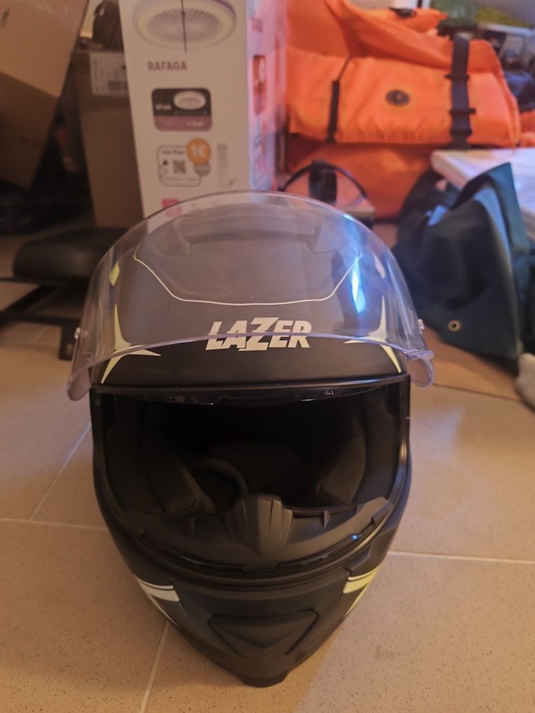 Kask LAZER  motocyklowy NOWY  Rozmiar S