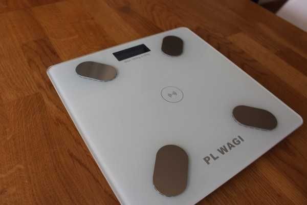 waga łazienkowa  ANALITYCZNA SLIM 180KG SMART+ 25w1 + bmi nowa sprawna