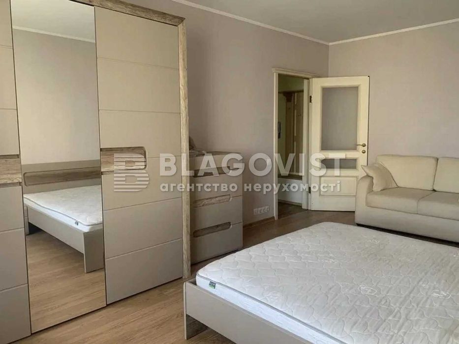 Продаж 1К квартири ст.м. Героїв Дніпра 10 хв. пішого ходу