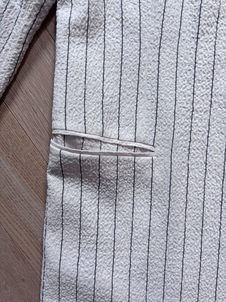 Biała marynarka w paski H&M 34 oversize