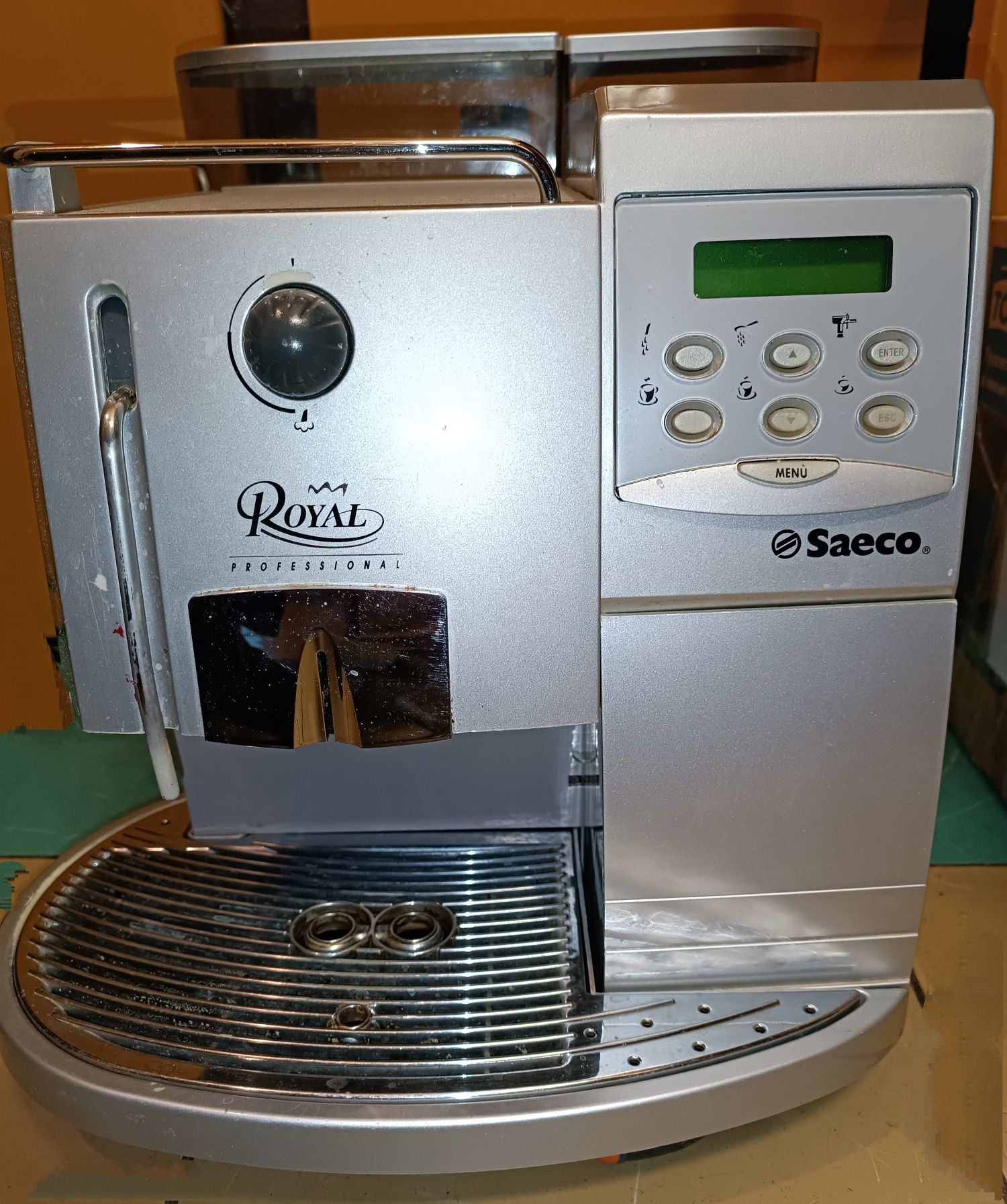 Saeco Royal Professional під ремонт на запчастини