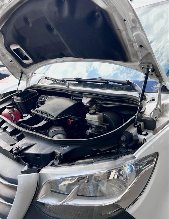 Амортизатори капота Sprinter 907,910