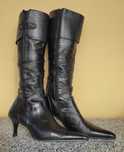 Botas de senhora em pele nº35