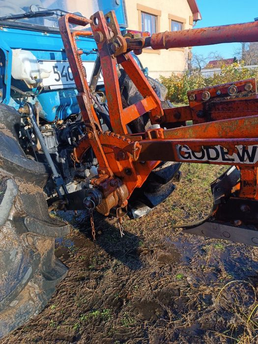 Плуг Bernard Krone