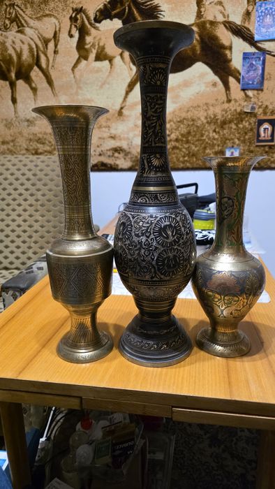 Zestaw 3 ozdobnych wazonów