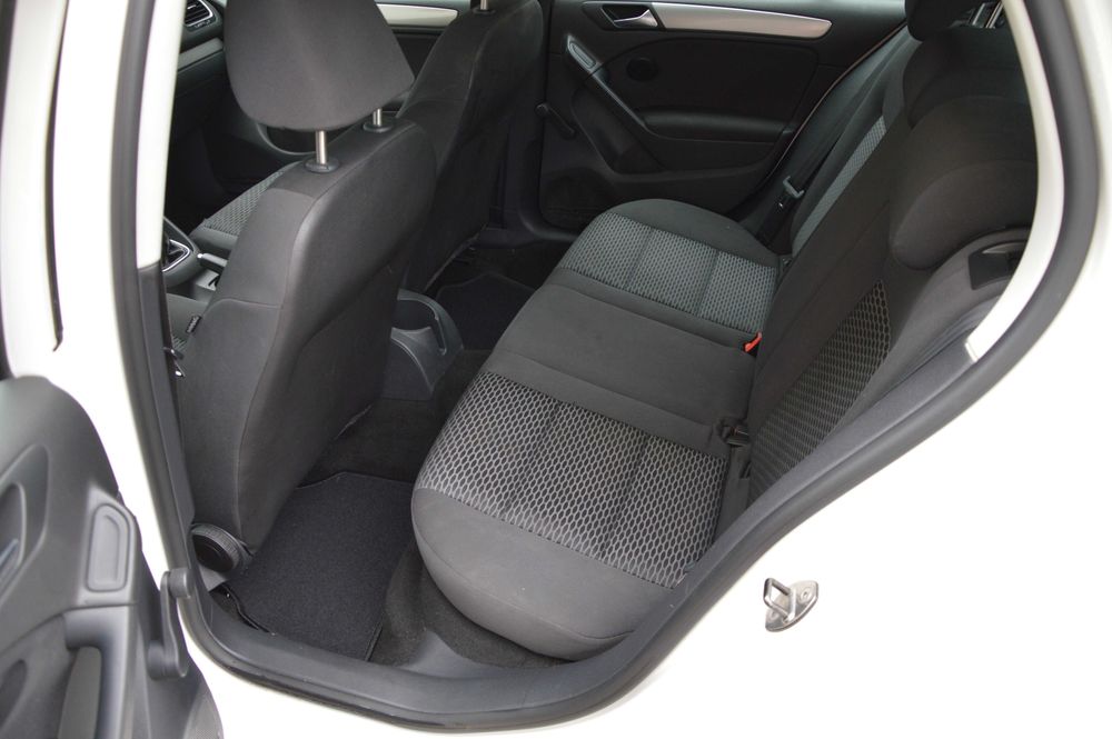 Piękny Golf Z Niemiec Klima Benzynka Super