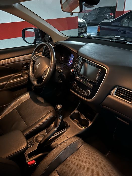 Mitsubishi Outlander 100.000km