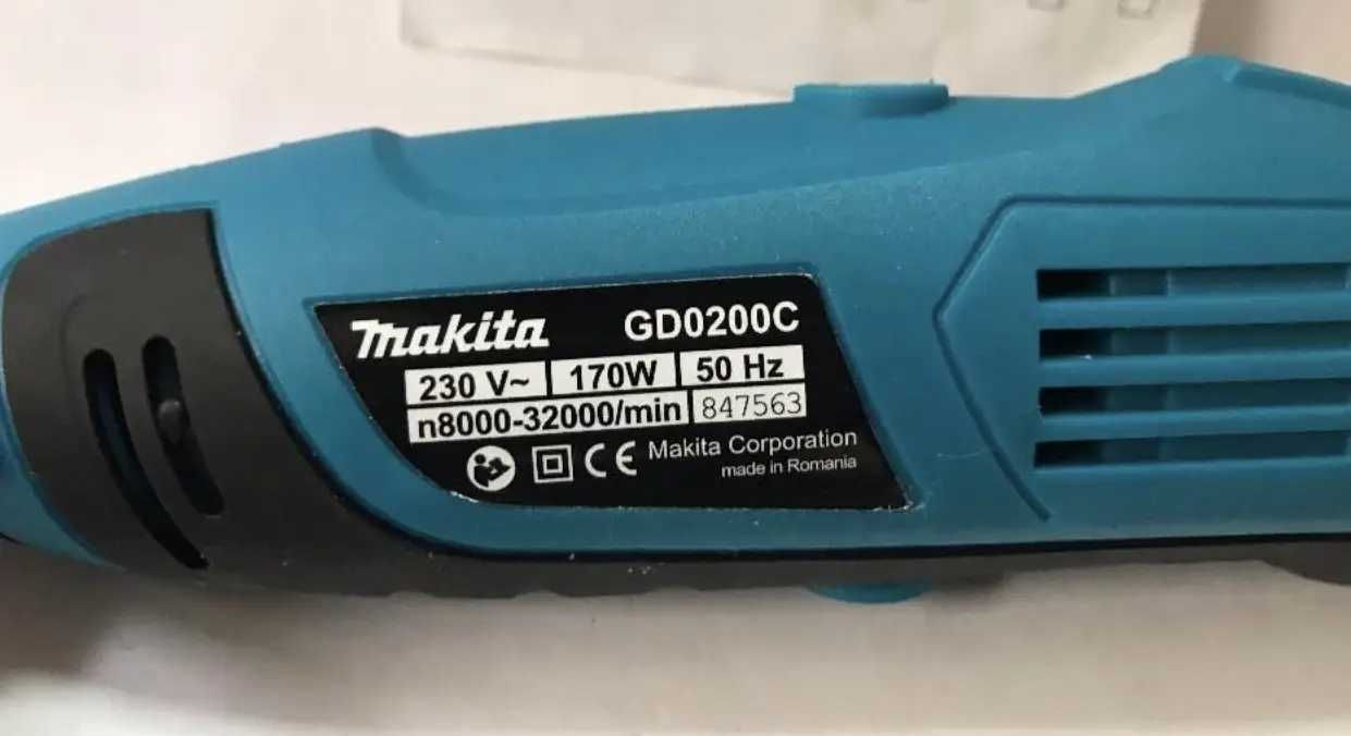 Гравірувально шліфувальна машина Makita GD0200C гравер