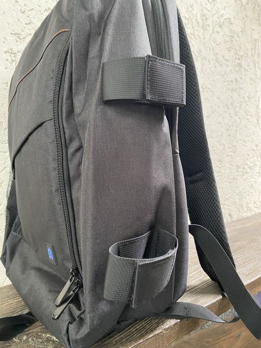 Рюкзак для фотокамери та приладнання